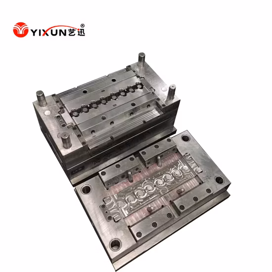 Литье пластмасс под давлением на заводе по производству бутылок